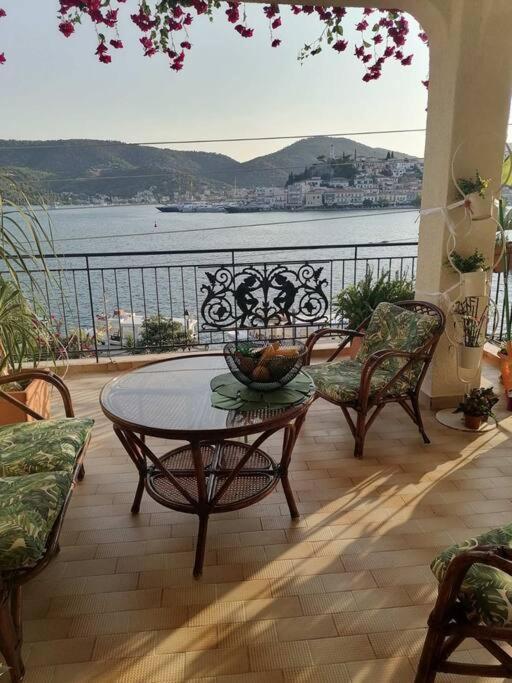 Suiteviewporos Galatás Екстериор снимка