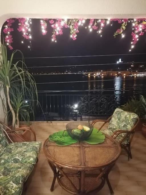 Suiteviewporos Galatás Екстериор снимка